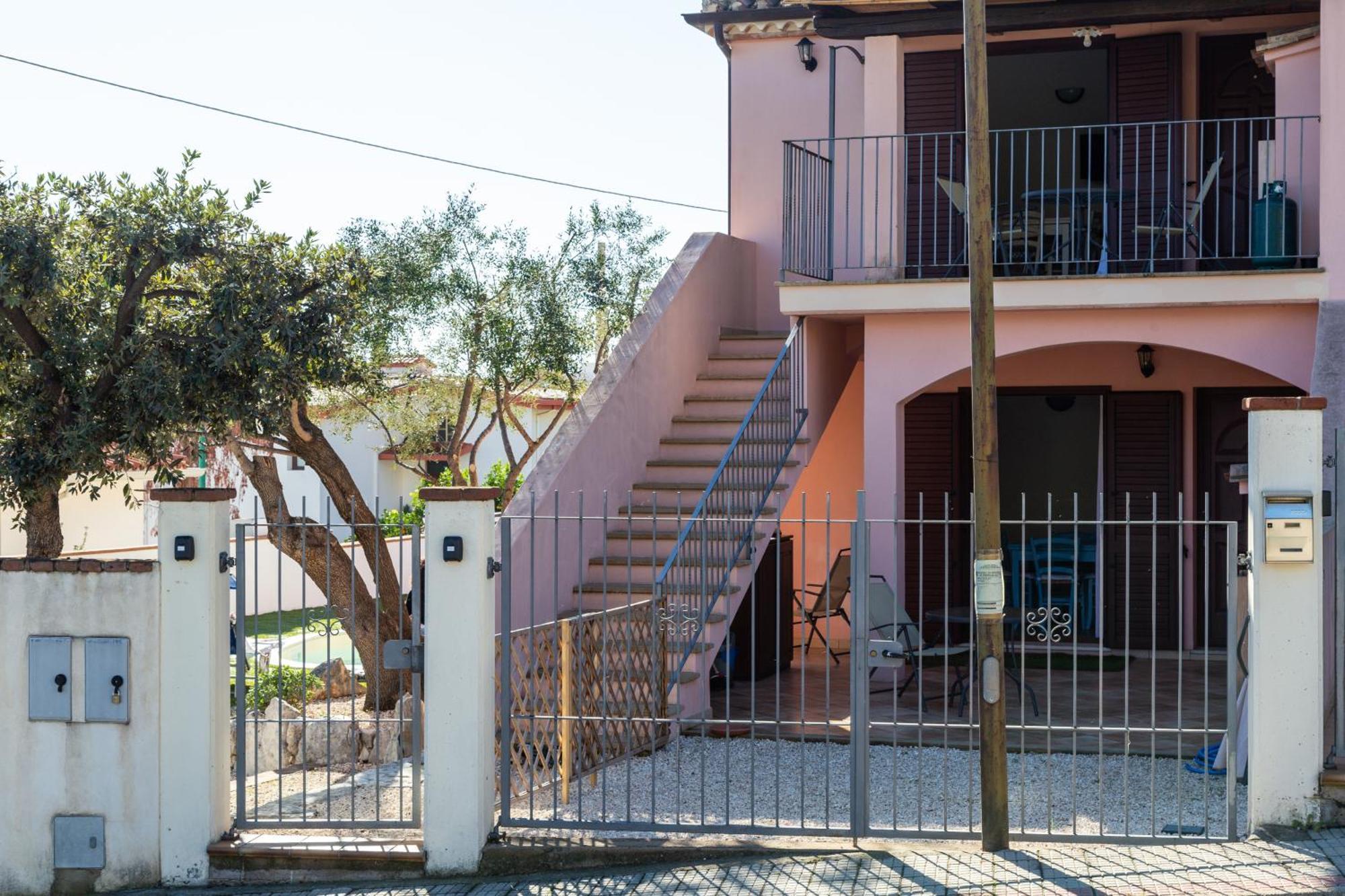 Apartamento Bynos Pool - Primo Piano Santa Maria Navarrese Exterior foto